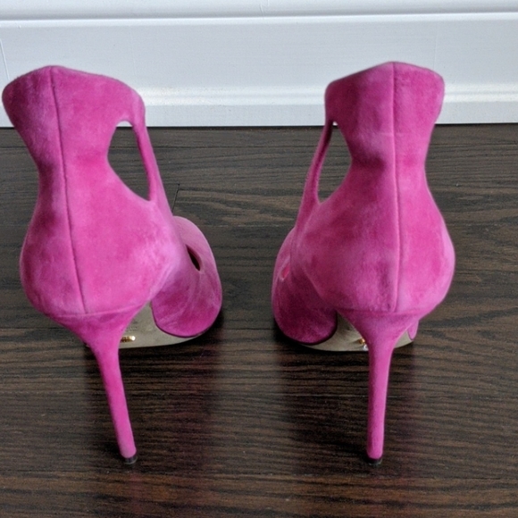 Sergio Rossi pink suede heels- like new - Picture 3 of 6
